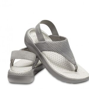 CROCS WOMEN'S LITERIDE MESH FLIP. SIZE 8. THONG SANDALS.